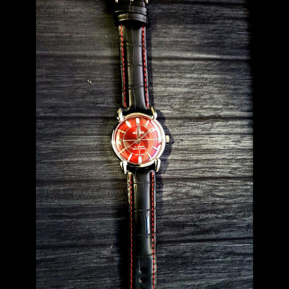 Roamer Brevete Swiss Mens Mechanical Watch RED Dial Serviced - Picture 1 of 5